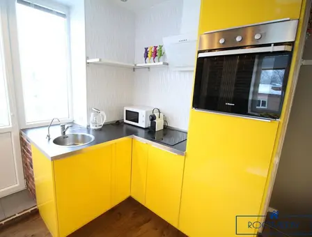 Двухкомнатная квартира на сутки Дзержинского кухня