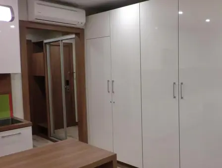 Квартира на сутки в Минске на Мстиславца, 20 шкаф