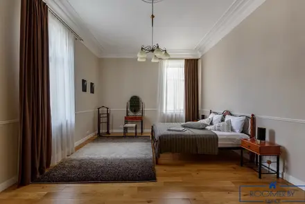 Квартира на сутки в Минске возле метро Немига спальня